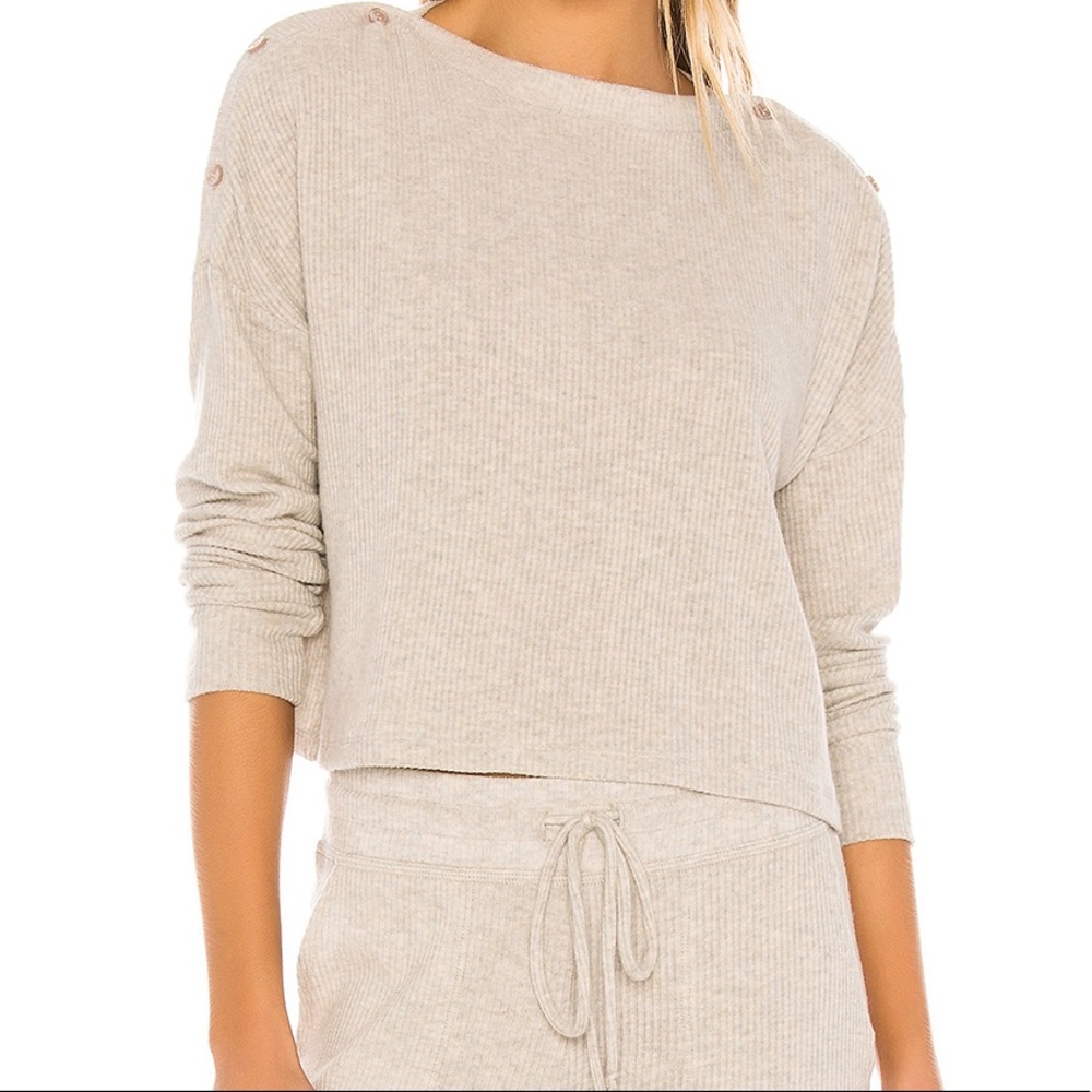 NWT Beyond Yoga Buttoned Boxy Crop Pullover